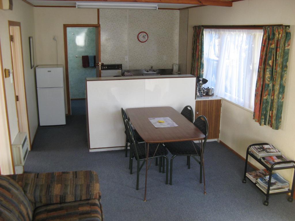 Tongariro River Motel Терейнджи Номер фото