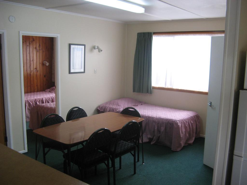 Tongariro River Motel Терейнджи Номер фото