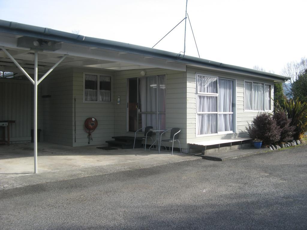 Tongariro River Motel Терейнджи Номер фото