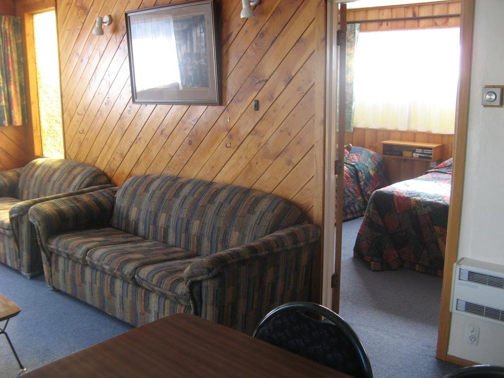 Tongariro River Motel Терейнджи Номер фото