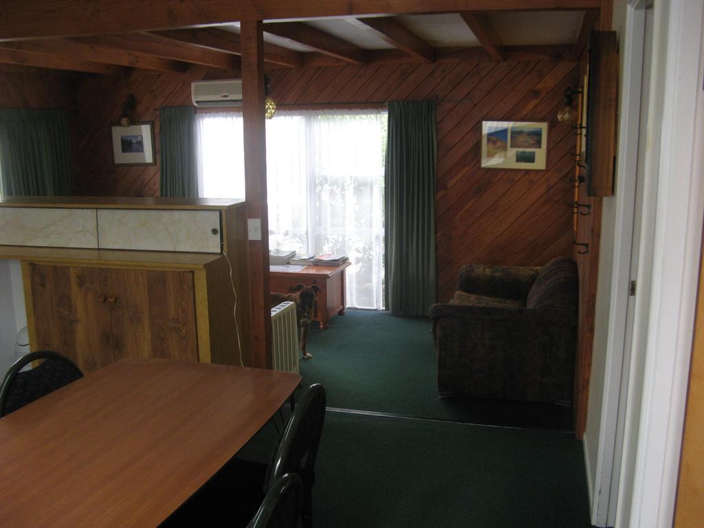 Tongariro River Motel Терейнджи Номер фото