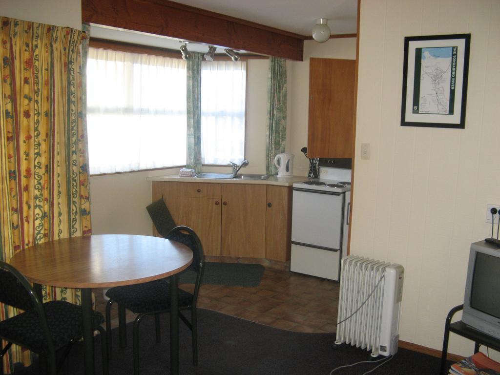 Tongariro River Motel Терейнджи Номер фото