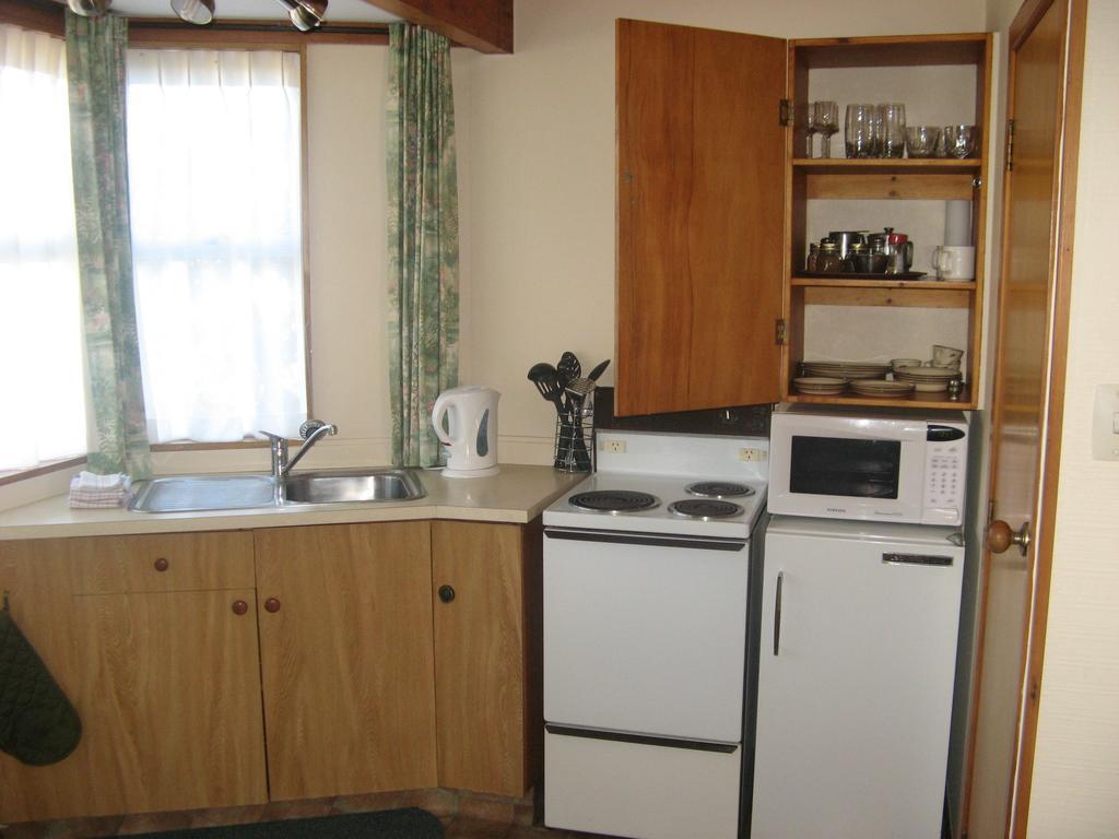 Tongariro River Motel Терейнджи Номер фото