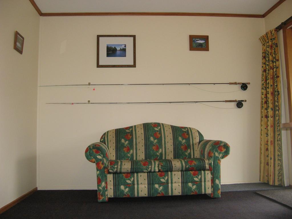 Tongariro River Motel Терейнджи Экстерьер фото